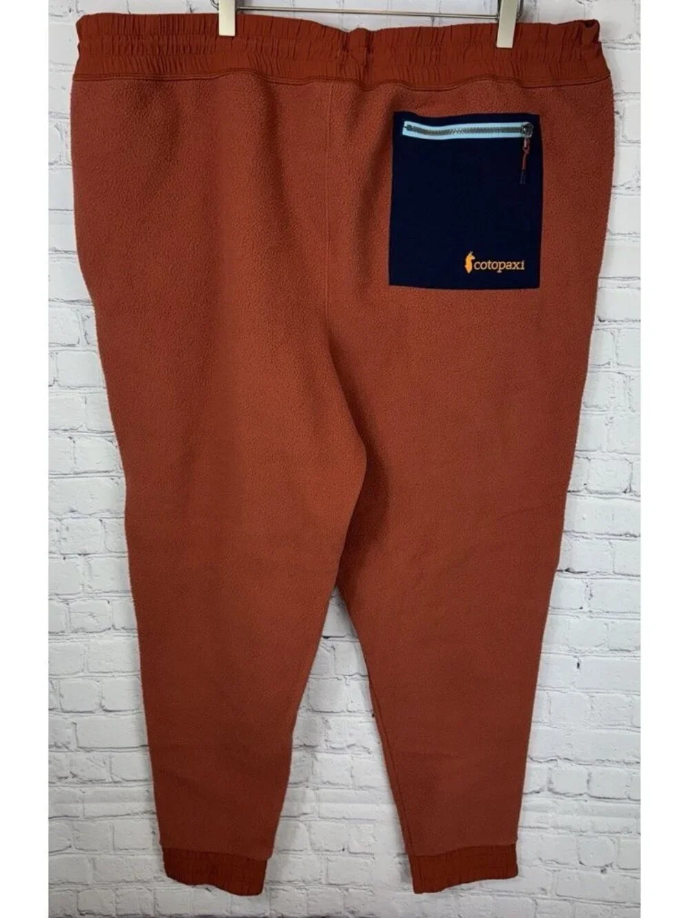 NWT COTOPAXI Men’s Size XXL Abrazo Fleece Jogger Pants Sweatpants Spice $120.00